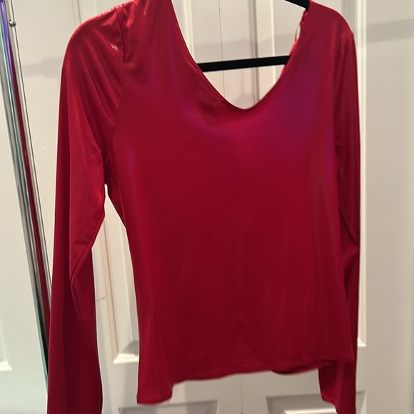NWT Red twist top boutique - Picture 7 of 8